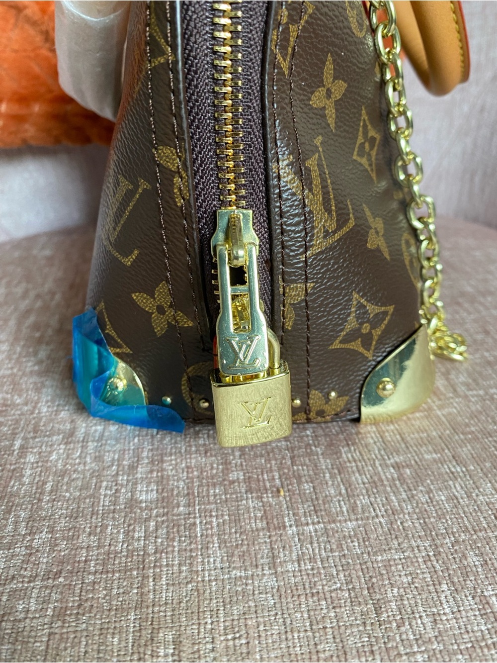 SHOULDER BAG - Picture 6 of 11
